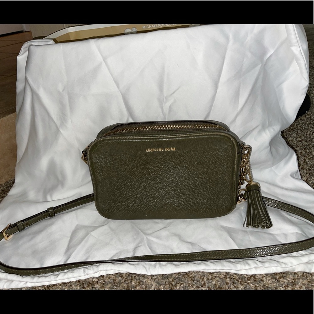 michael kors purse